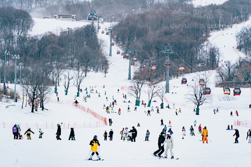 吉林市万科松花湖滑雪场