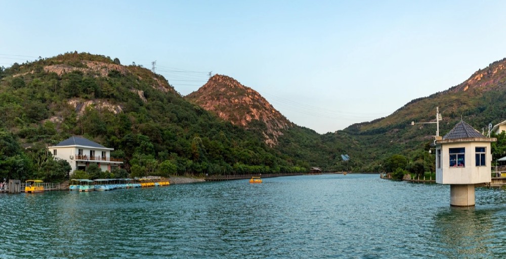 龙湾瑶溪瑶湖游船