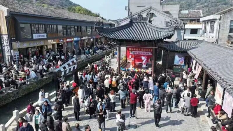 平阳古街“火”上《人民日报》！